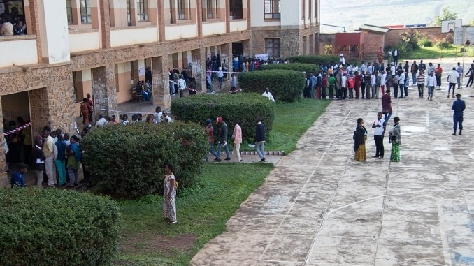 Voters line up to vote in DR Congo's 2018 general elections