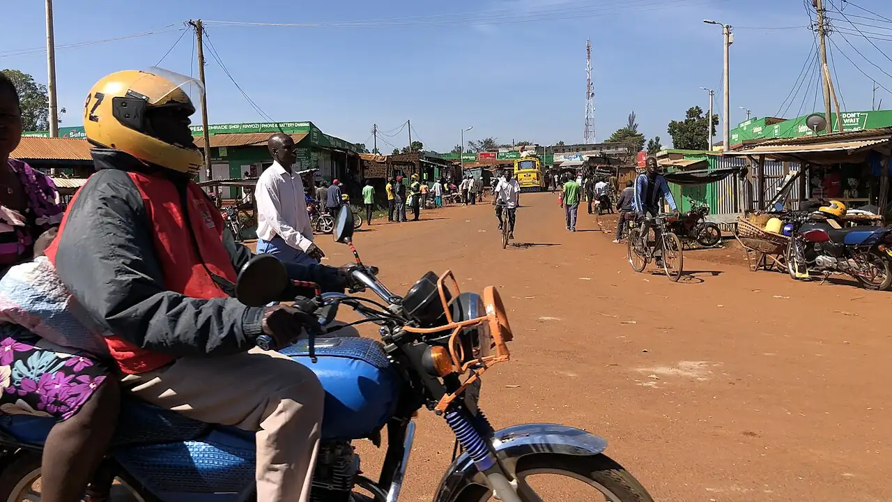 A street in Busia town, on the border of Uganda with Kenya