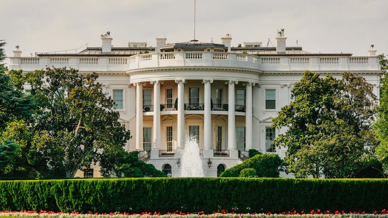 The United States White House in Washington DC