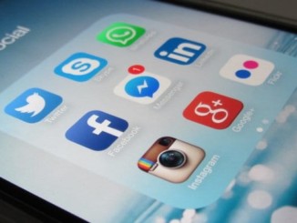 Social media networks in one group on an iPhone